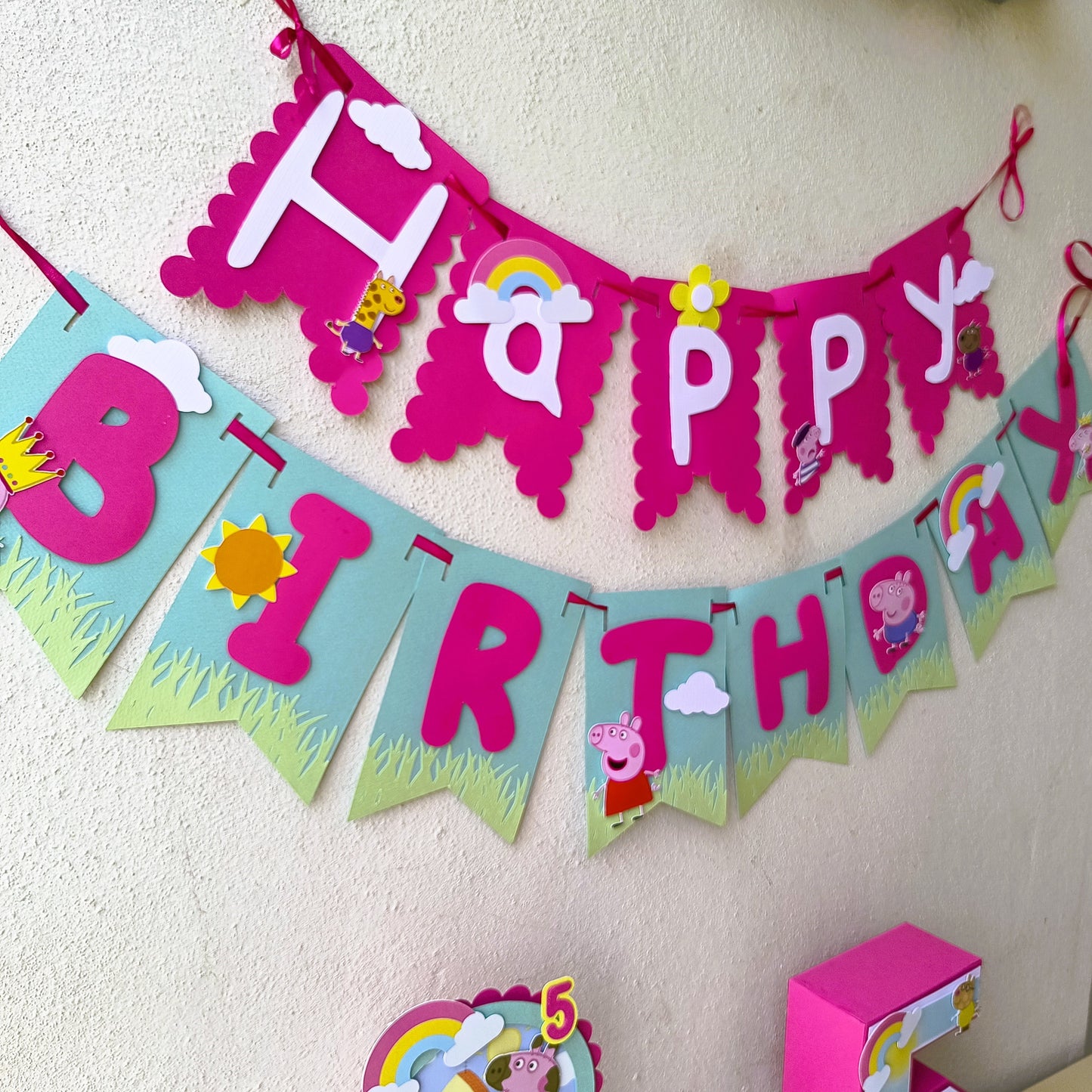 Handcrafted Peppa Pig Birthday Banner - Personalized Party Déco