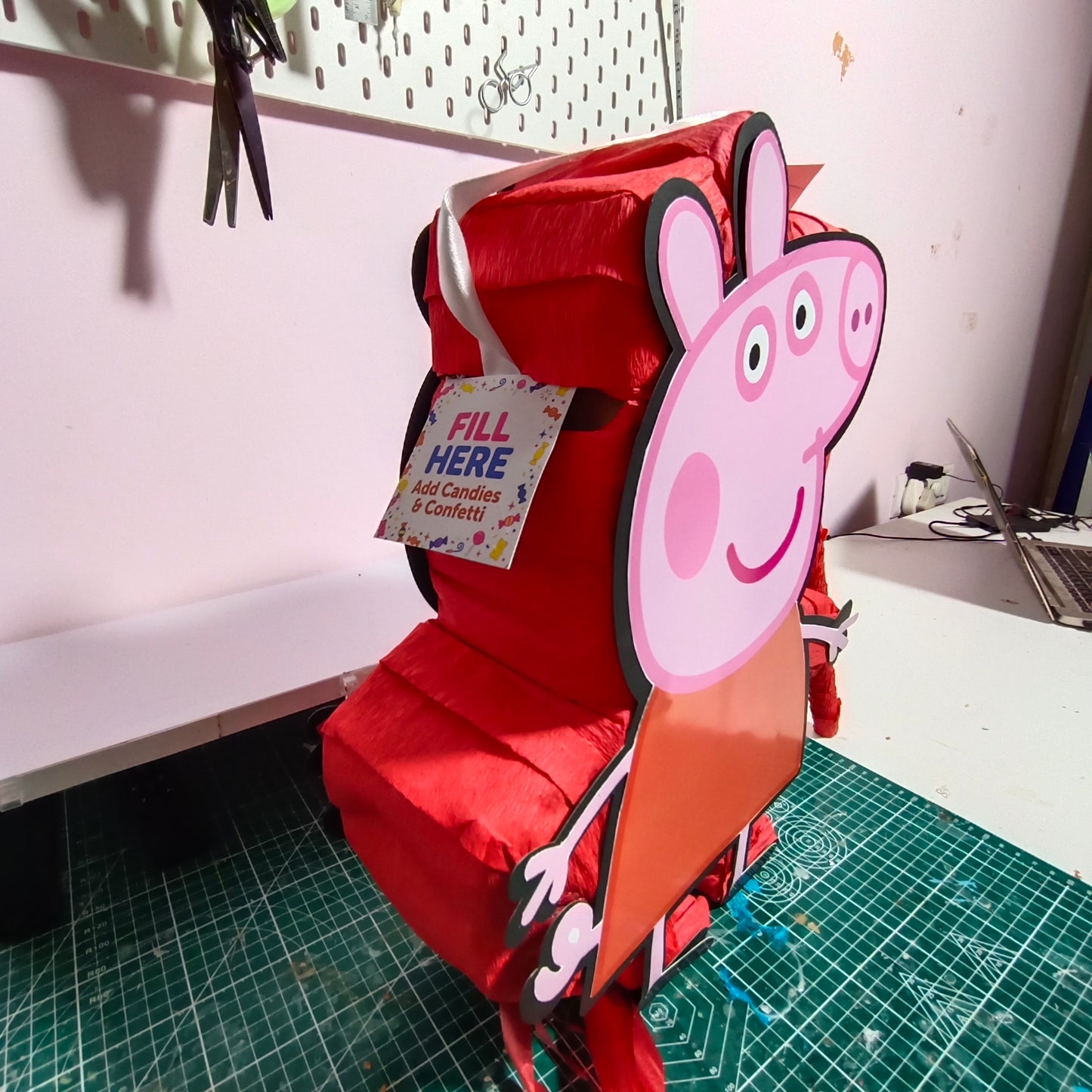Peppa Pig Pull String Piñata