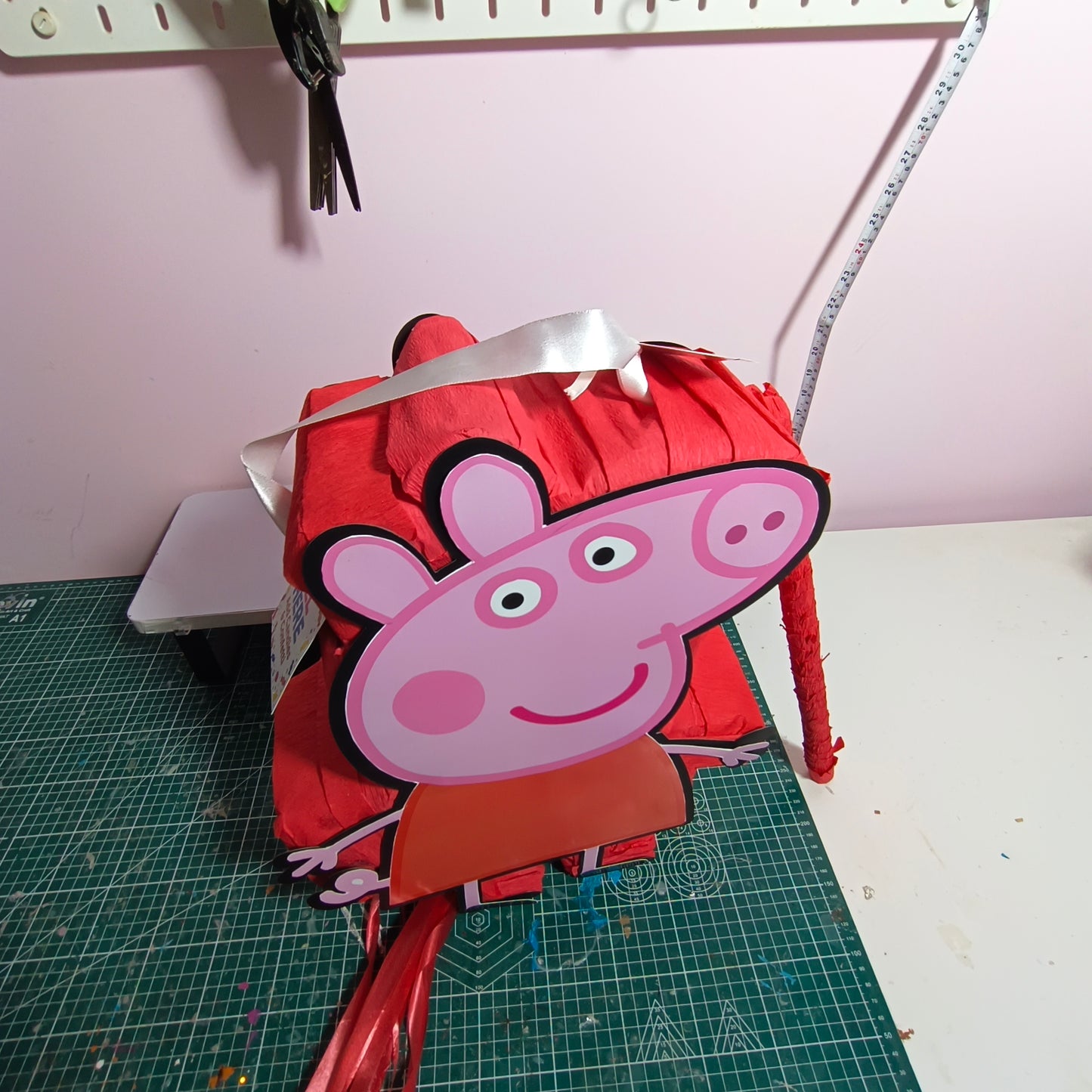Peppa Pig Pull String Piñata
