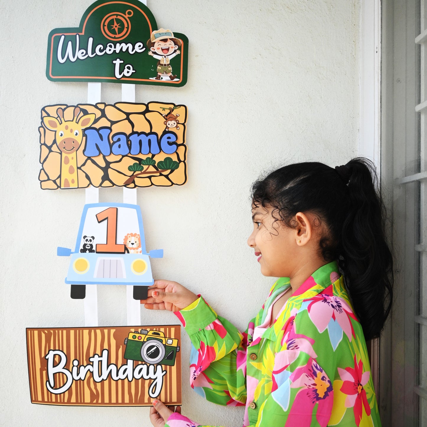Jungle Welcome Banner - Custom Name & Age - Party Decoration