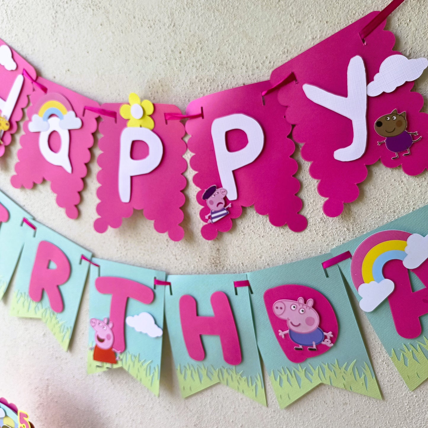 Handcrafted Peppa Pig Birthday Banner - Personalized Party Déco