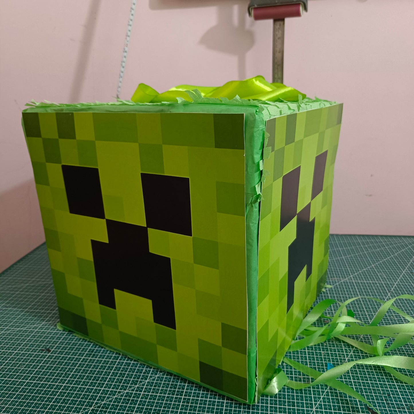 Minecraft Pull String Piñata