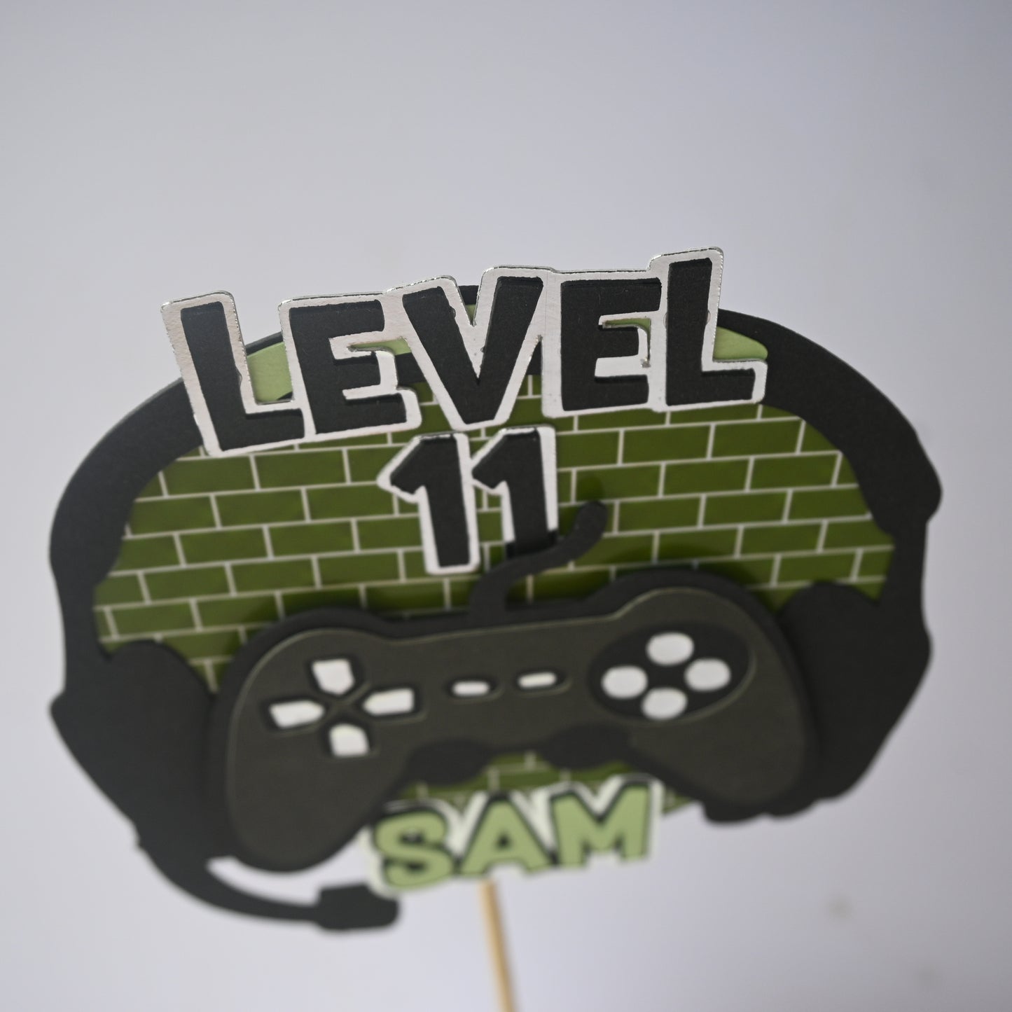 Gaming Theme Cake Topper – Handcrafted Party Decoration